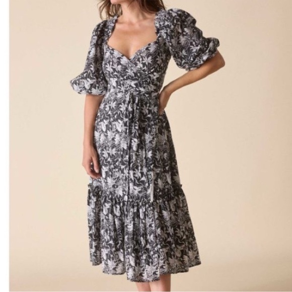 NWT St. Roche- Romain Wrap Dress. Size 6. - Picture 1 of 7